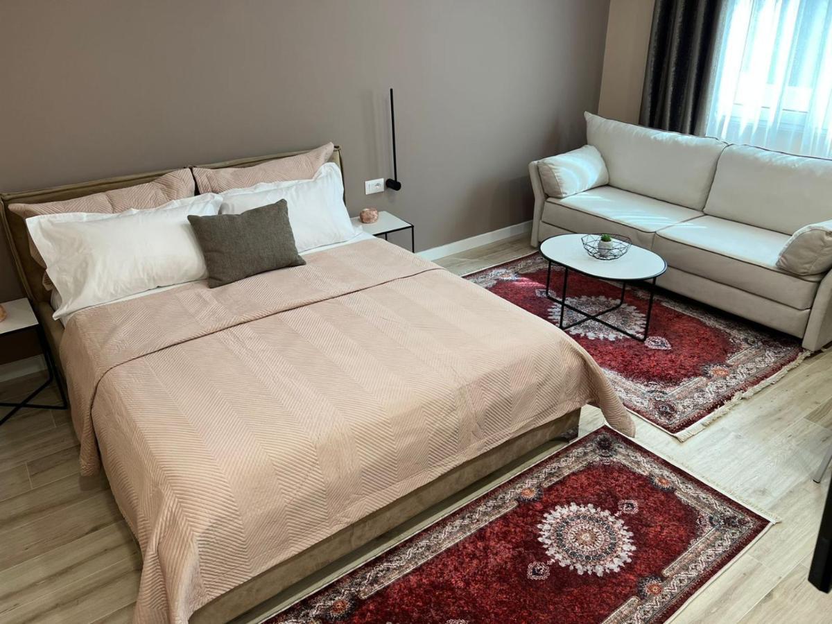 Smart Home , Lovely Apartment In Tiran Dış mekan fotoğraf